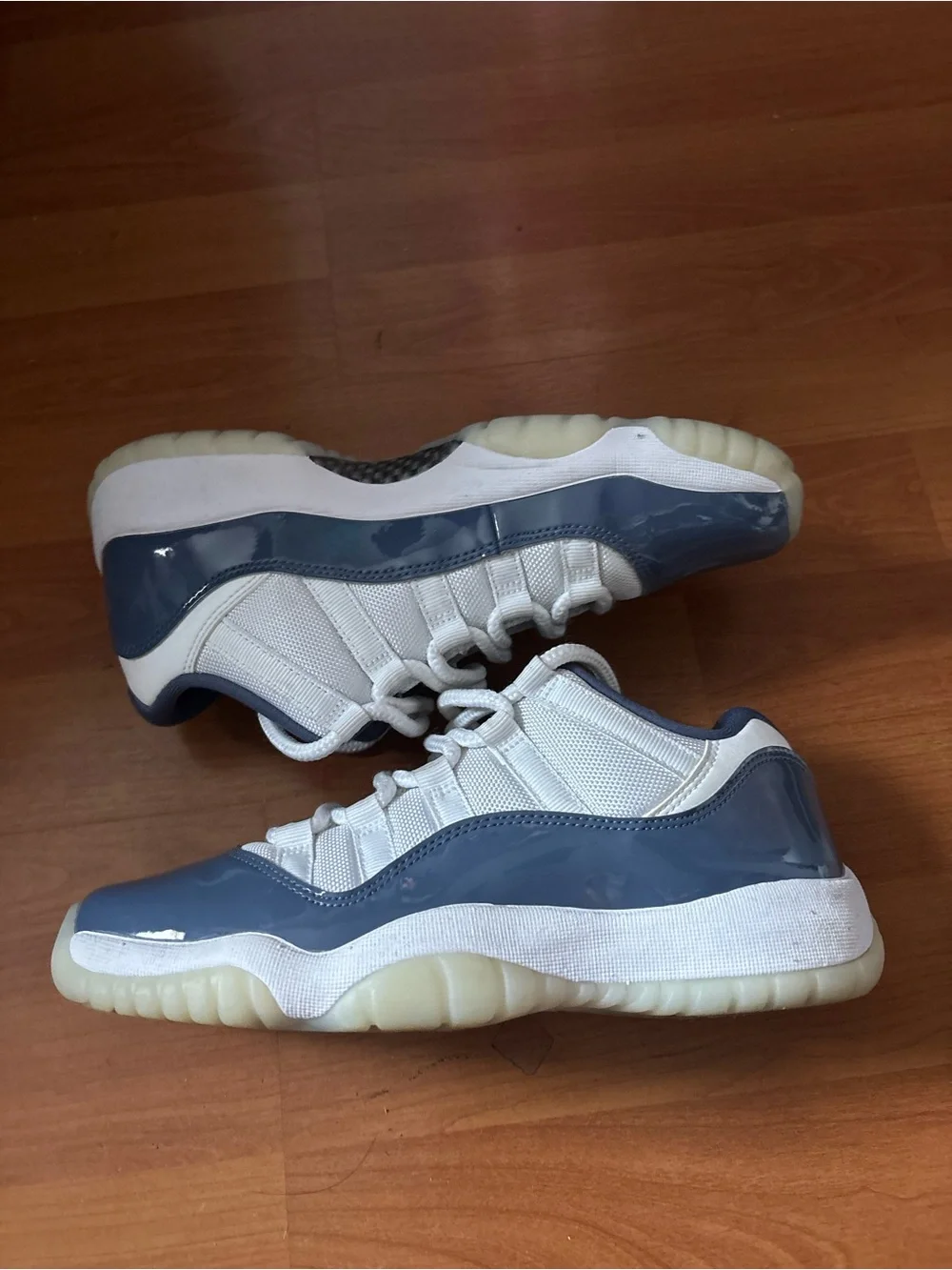 Jordan’s - Picture 2 of 4